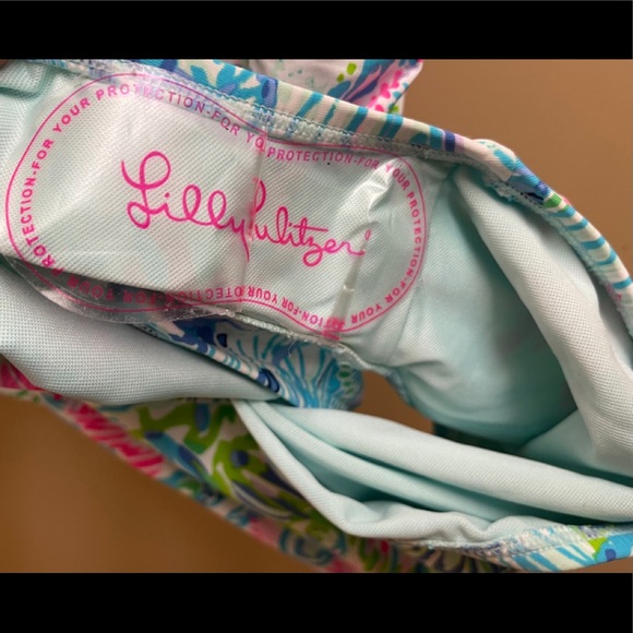 Lilly Pulitzer Larue Multi Swimsuit FREE SHIPPING - Picture 10 of 10